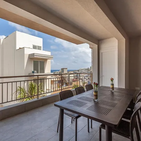 Spacious Designer Apt With Private Seaview Balcony By 360 Estates