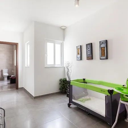 Apartmán Spacious Designer Apt With Private Seaview Balcony By 360 Estates *
