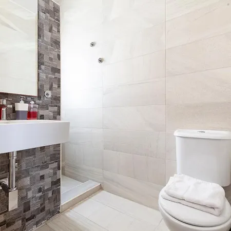 Spacious Designer Apt With Private Seaview Balcony By 360 Estates Buġibba