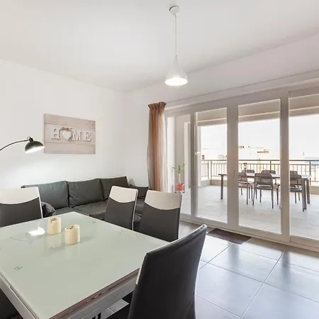 Spacious Designer Apt With Private Seaview Balcony By 360 Estates * Buġibba